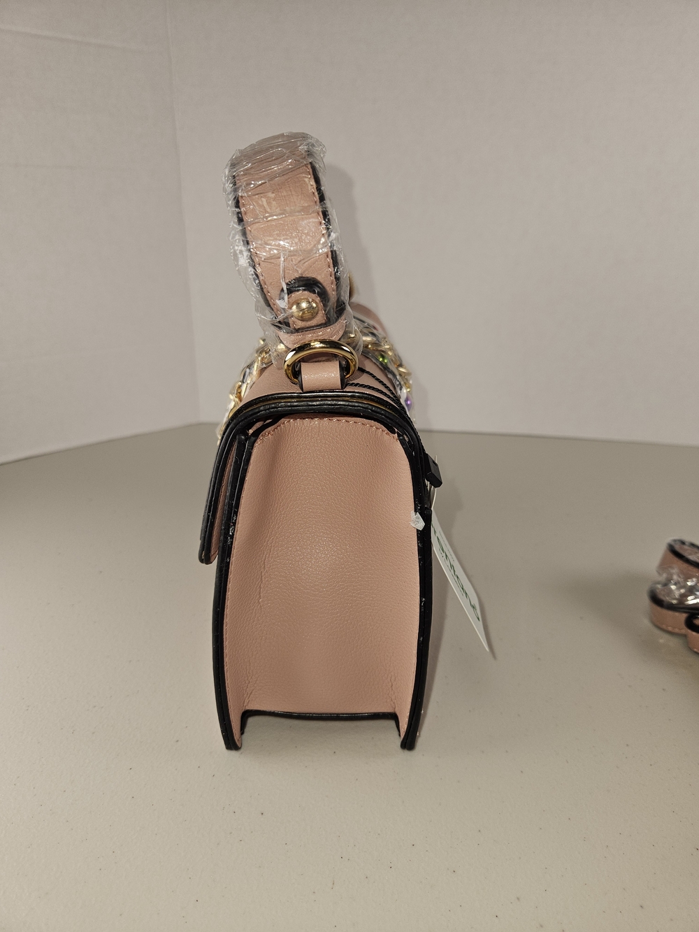 NWT Bretano Chic Blush Top-Handle Crossbody Bag with Statement Hardware - Picture 4 of 12